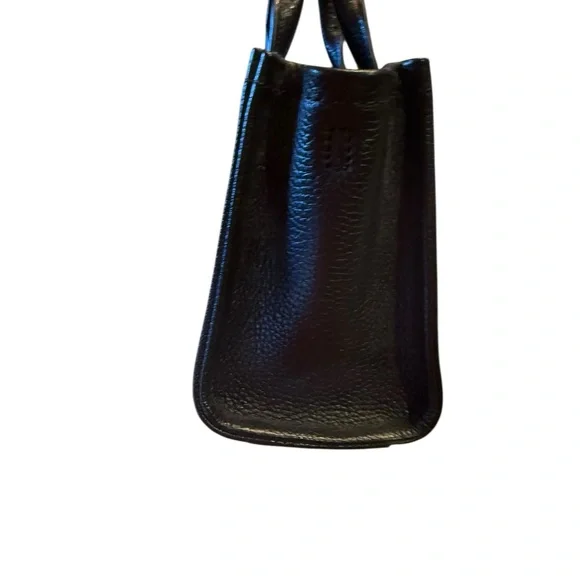 Marc Jacobs Black Leather The Tote Bag Crossbody Bag - Picture 14 of 15